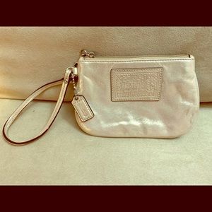 Wristlet